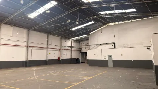 Galpão/Depósito/Armazém para alugar, 3000m² no Santo Cristo, Rio de Janeiro