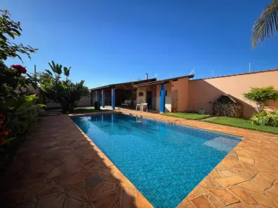 Casa com 3 Quartos à venda, 600m² no Jardim Niagara, Jardinópolis