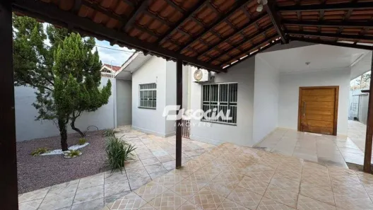 Casa com 3 Quartos à venda, 195m² no Agenor de Carvalho, Porto Velho