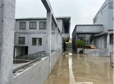 Prédio Comercial com 8 Quartos para alugar, 720m² no Imirim, São Paulo