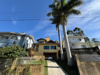 Casa com 3 Quartos à venda, 300m² no Pedra Branca, Palhoça
