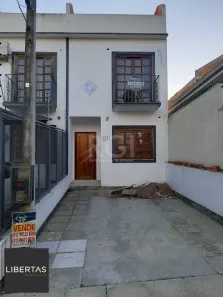 Sobrado com 2 Quartos à venda, 100m² no Guarujá, Porto Alegre
