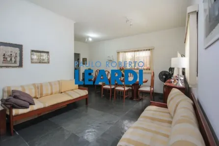 Casa com 3 Quartos para venda ou aluguel, 272m² no Vila Hamburguesa, São Paulo