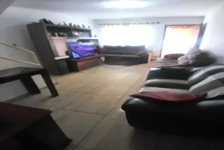 Sobrado com 2 Quartos à venda, 200m² no Jaraguá, São Paulo