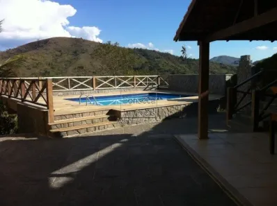 Casa de Condomínio com 3 Quartos à venda, 400m² no Alberto Torres, Areal