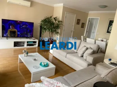 Apartamento com 2 Quartos à venda, 100m² no Real Parque, São Paulo