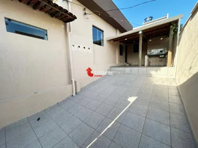 Casa com 2 Quartos para alugar, 70m² no Esplanada, Belo Horizonte
