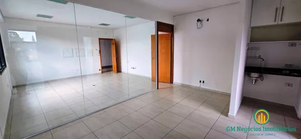 Sala Comercial para alugar, 52m² no Granja Viana, Cotia