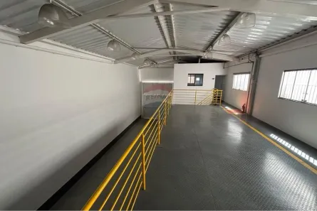 Galpão/Depósito/Armazém para alugar, 230m² no Nova Vinhedo, Vinhedo