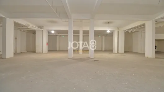 Sala Comercial para alugar, 500m² no Capão Raso, Curitiba