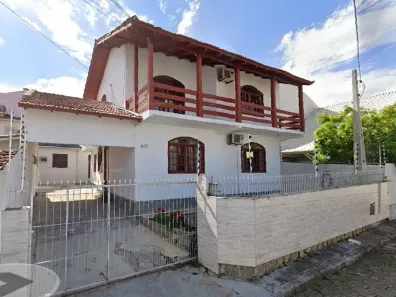 Casa com 4 Quartos à venda, 200m² no Capoeiras, Florianópolis
