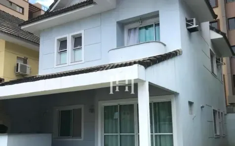 Casa de Condomínio com 5 Quartos à venda, 200m² no Recreio dos Bandeirantes, Rio de Janeiro