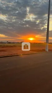Lote/Terreno à venda, 250m² no Loteamento Ecopark (I e II), Uberlândia