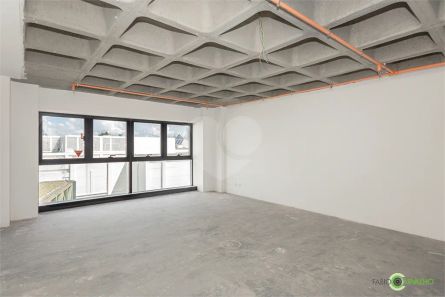 Sala Comercial à venda, 46m² no Praia de Belas, Porto Alegre