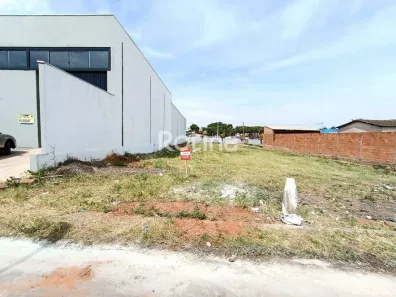 Lote/Terreno à venda, 757m² no Pampulha, Uberlândia