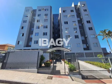 Apartamento com 2 Quartos para alugar, 70m² no Praia Comprida, São José