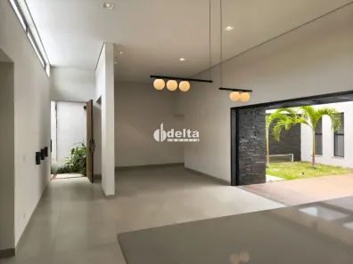 Casa de Condomínio com 3 Quartos à venda, 200m² no Lagoinha, Uberlândia