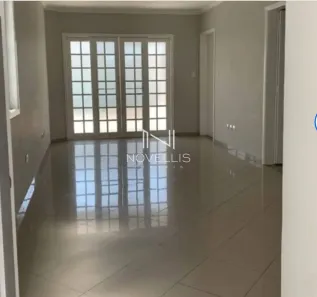 Sobrado com 3 Quartos para alugar, 250m² no Jardim Santa Maria, Jacareí