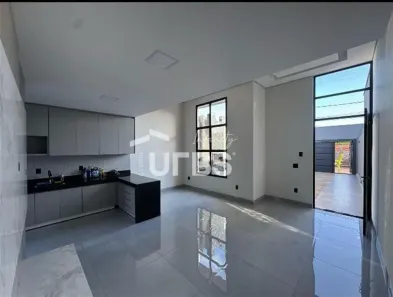 Casa com 3 Quartos à venda, 90m² no Jardim Brasília, Uberlândia
