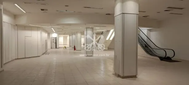 Ponto Comercial para alugar, 2000m² no Pinheiros, São Paulo