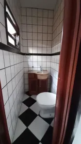 Casa com 2 Quartos para alugar, 90m² no Santa Catarina, Joinville
