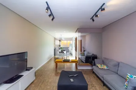Casa com 3 Quartos à venda, 270m² no Jardim Independência, São Paulo