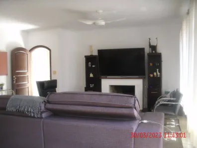 Sobrado com 4 Quartos à venda, 354m² no Pinheirinho, Santo André