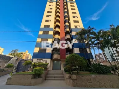 Apartamento com 2 Quartos para alugar, 76m² no Centro, Florianópolis