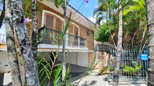 Casa com 3 Quartos para venda ou aluguel, 528m² no Pacaembu, São Paulo