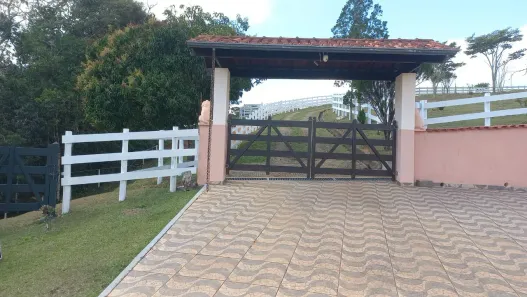 Fazenda/Sítio com 2 Quartos à venda, 200m² no , Baependi
