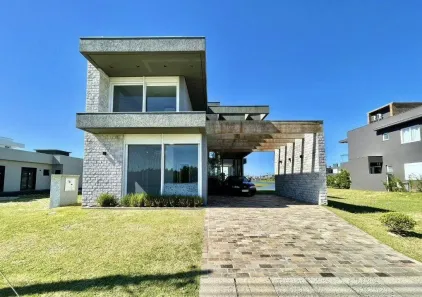 Casa de Condomínio com 6 Quartos à venda, 282m² no Rainha do Mar, Xangri-Lá
