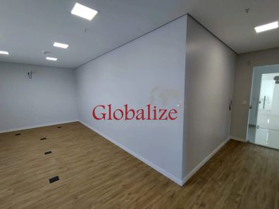 Sala Comercial à venda, 30m² no Ponta da Praia, Santos