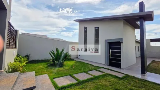 Casa com 3 Quartos à venda, 220m² no Girassol, Itapuí