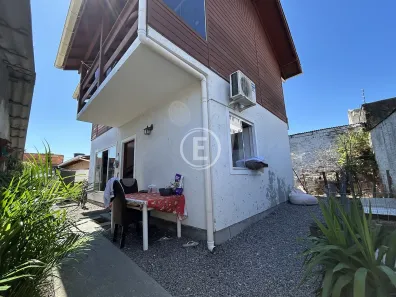 Casa com 3 Quartos à venda, 60m² no Jardim Eldorado, Palhoça