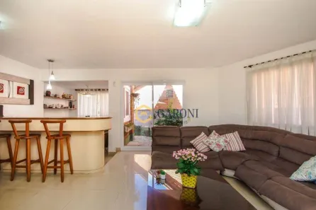 Sobrado com 3 Quartos à venda, 235m² no Conjunto Residencial Vista Verde, São Paulo