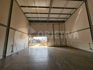 Ponto Comercial para alugar, 110m² no Granada, Uberlândia
