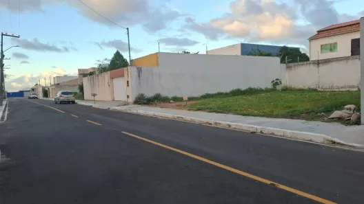 Lote/Terreno à venda, 160m² no Aruana, Aracaju