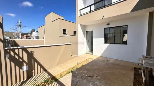 Casa com 2 Quartos à venda, 80m² no Cerâmica, Juiz de Fora