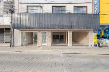 Ponto Comercial para alugar, 606m² no Novo Mundo, Curitiba