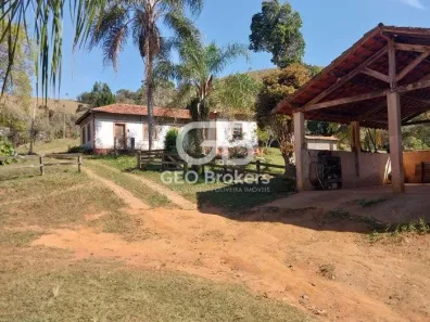 Fazenda/Sítio com 4 Quartos à venda, 250m² no Rocinha, Guaratinguetá