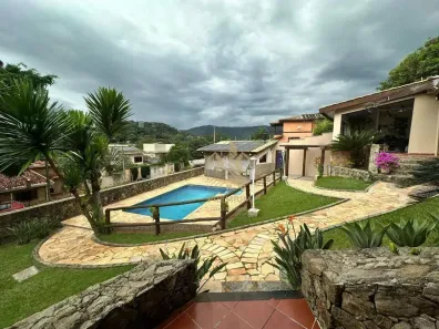Casa com 3 Quartos à venda, 300m² no Vila Santista, Atibaia