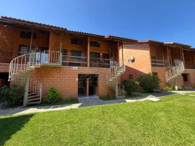 Apartamento com 2 Quartos à venda, 52m² no Maranduba, Ubatuba