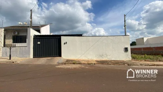 Casa com 2 Quartos para alugar, 104m² no Jardim Ipanema, Maringá