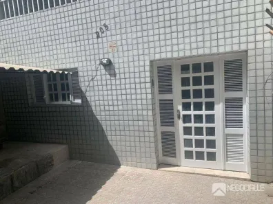 Casa com 4 Quartos para alugar, 100m² no Santo Antônio, Campina Grande