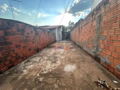 Casa com 2 Quartos para alugar, 200m² no Plano Diretor Sul, Palmas