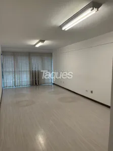 Sala Comercial para alugar, 32m² no Centro Cívico, Curitiba