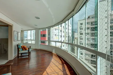 Apartamento com 3 Quartos à venda, 108m² no Centro, Balneário Camboriú