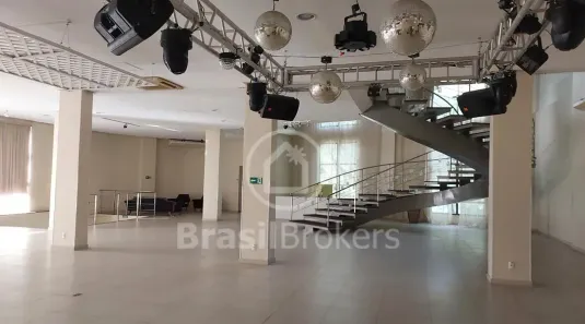 Imóvel Comercial com 4 Quartos à venda, 1477m² no Taquara, Rio de Janeiro