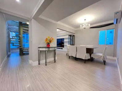 Apartamento com 3 Quartos à venda, 220m² no Centro, Balneário Camboriú