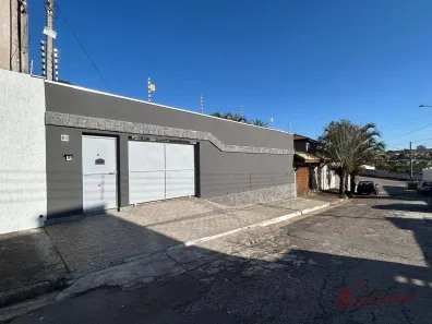 Casa com 4 Quartos à venda, 186m² no Campos Elíseos, Taubaté